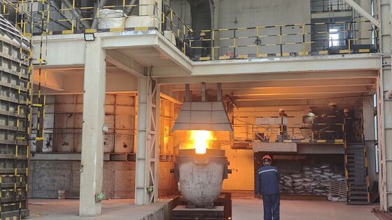 12.5MVA Medium-Low Carbon Ferromanganese Electric Ladle Refining Furnace 45 Ton Capacity 380V 50Hz 3-Phase Steel Shell